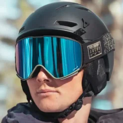 Peak LT Helmet